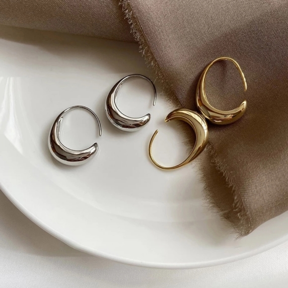 💎✨ Metal Drop Earrings - Picture 4 of 8